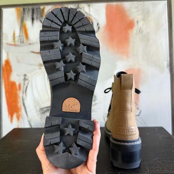 Sorel Tan Joan Now Lace-Up Boots with Chunky Sole 9.5 - Picture 7 of 12